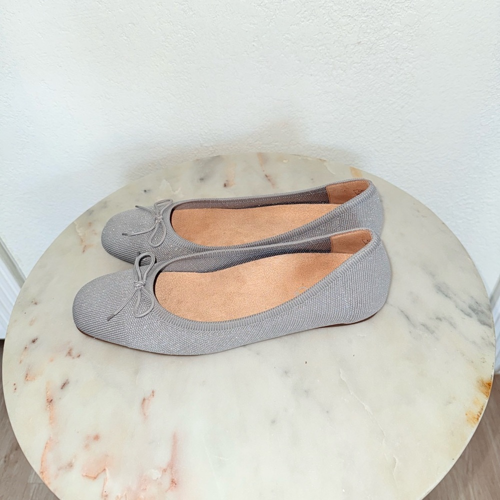 VIONIC Silver Klara Knit Skimmers 
Women's Ballet Flats